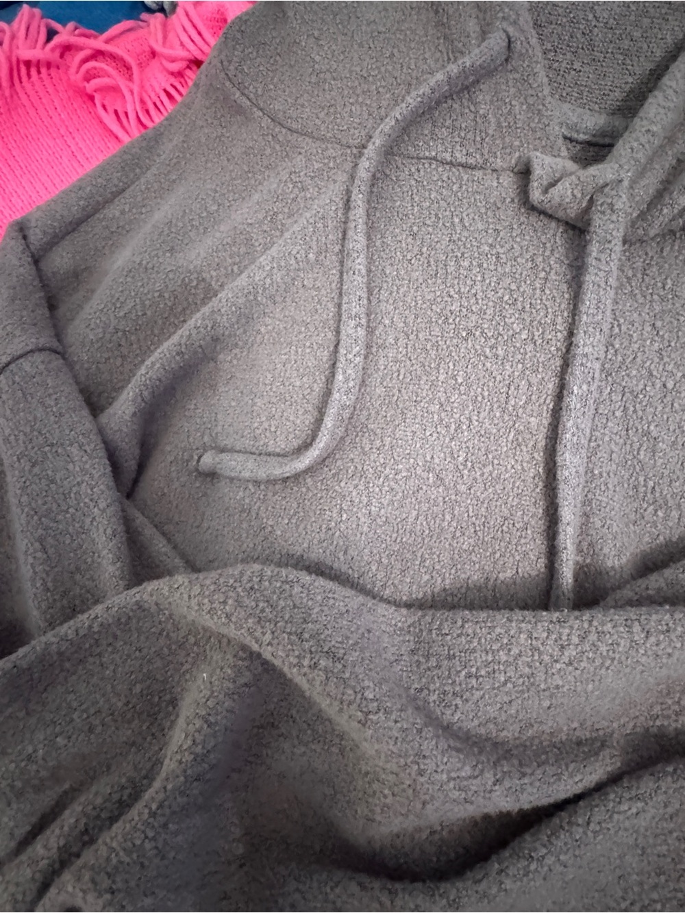 Olive & Oak Charcoal Knit Sweater short sweater hoodie never wore it - Picture 10 of 14
